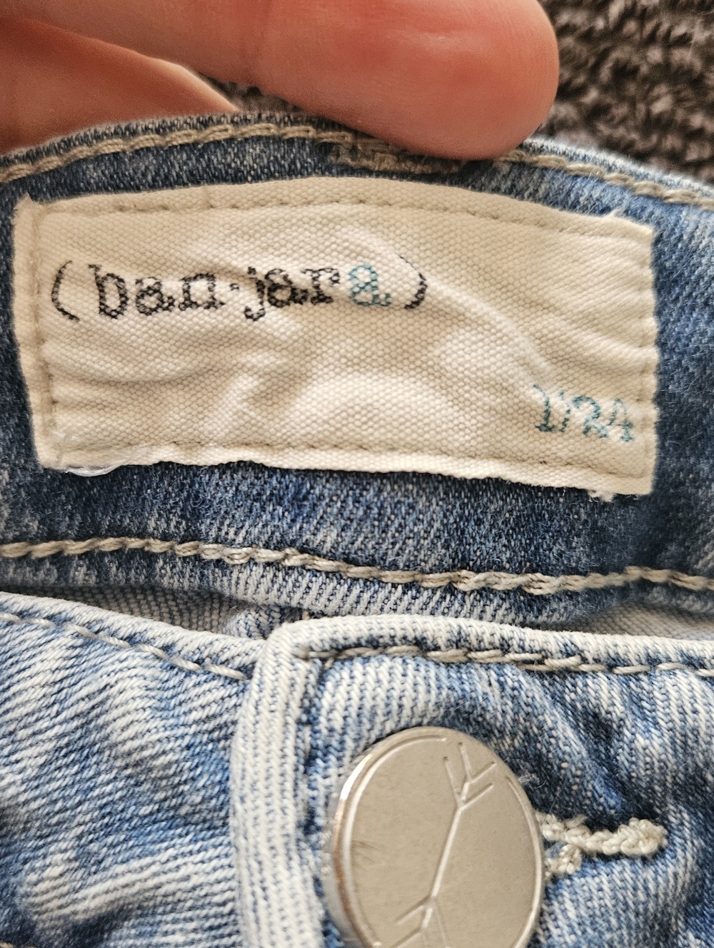 ban jara Two Tone Light Wash Denim Jean Shorts for Women 24 - Picture 2 of 3